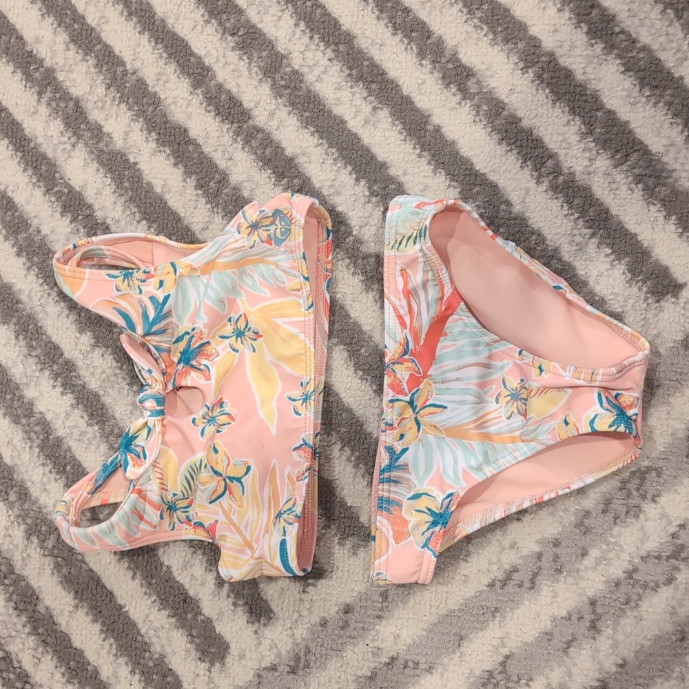 Roxy swimsuit size 4 little girls